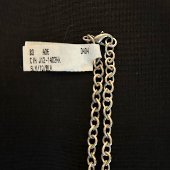 Beautiful silver/black/turquoise pendant necklace - NWT - Picture 4 of 5